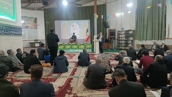  محفل انس با قرآن در امامزاده سید محمد (ع) کاشمر