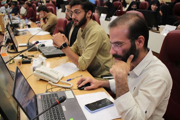 اتاق کنترل وضعیت ستاد انتخابات شهر مشهد