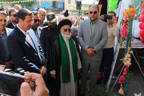 آیین بازگشایی مدارس در دبستان شاهد خیر سجادی 