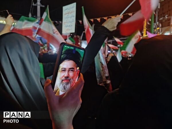 هفتاد و پنجمین اجتماع مردمی دفاع از وطن رجایی شهر کرج