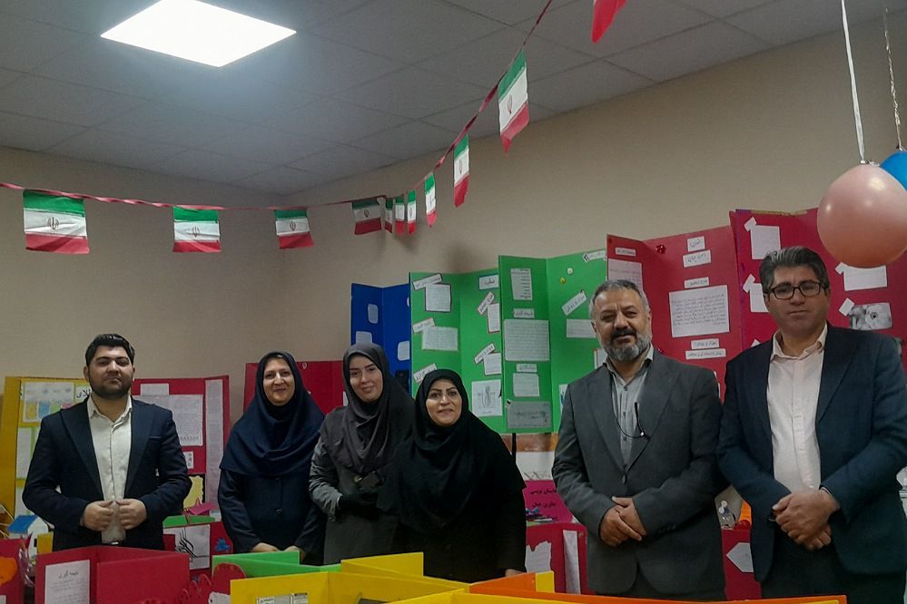 برپایی نمایشگاه طرح جابر در مدرسه حسنا بهارستان‌۲