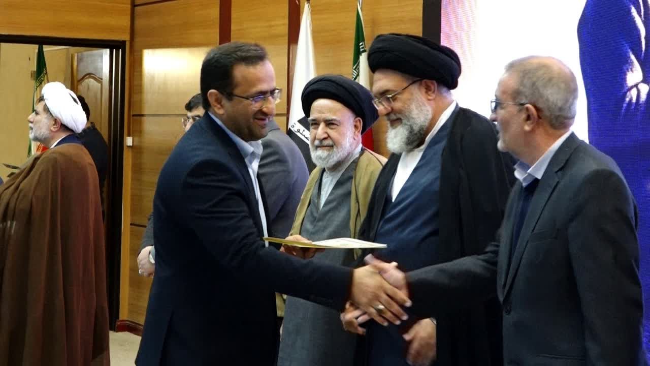 آموزش و‌پرورش کهگیلویه و بویراحمد دستگاه برتر استانی در زمینه ترویج و توسعه فرهنگ نماز
