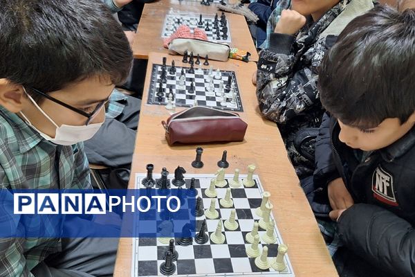 رقابت‌های شطرنج در آموزشگاه شیخ جنید پیشوا به پایان رسید