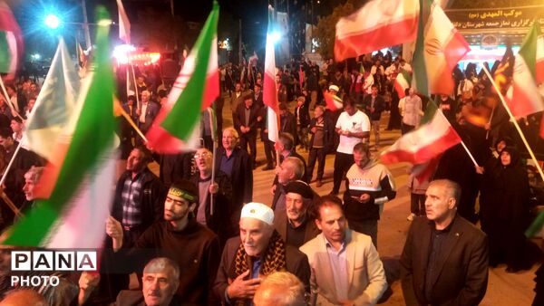 مردم انقلابی نورآباد در هفتاد و نهمین شب ، محکم تر و استوار تر از شب های قبل