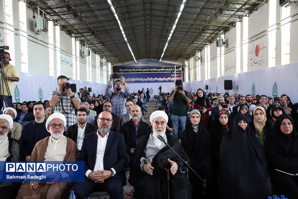 آیین بهره‌برداری و رونمایی از طرح‌های ارتقا عدالت آموزشی و پرورشی بنیاد مستضعفان