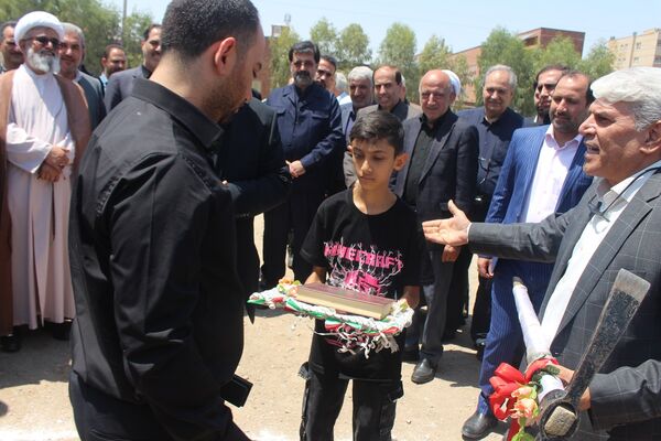 آیین کلنگ زنی احداث سه واحد آموزشی در قم