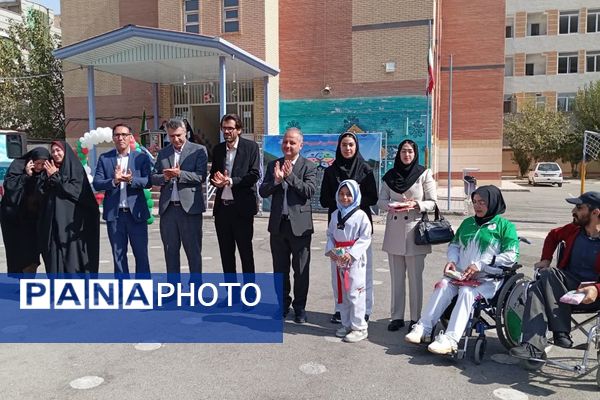 دانش‌آموزان ورزشکار آئین تربیت در المپیاد ورزشی مدرسه خود درخشیدند