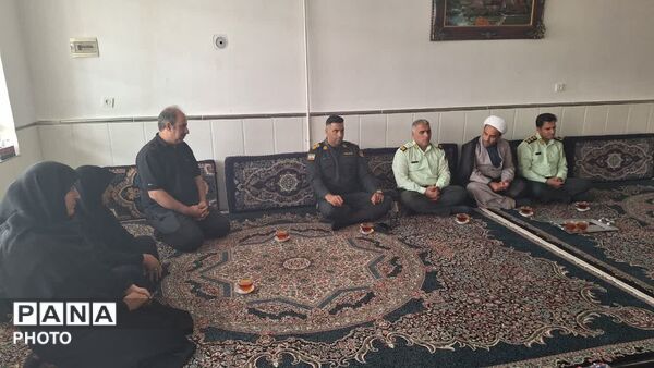 ادای احترام پلیس سلسله به مقام شامخ شهدا و جانبازان
