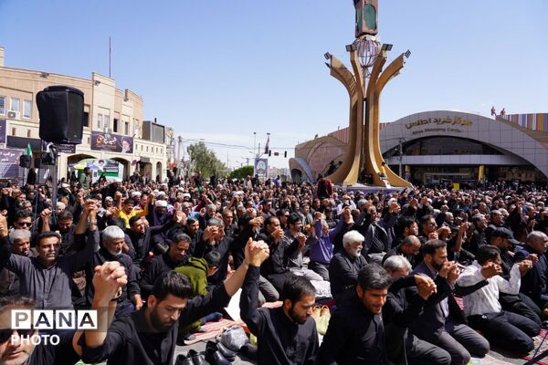 آخرین نماز جمعه رمضان در بم