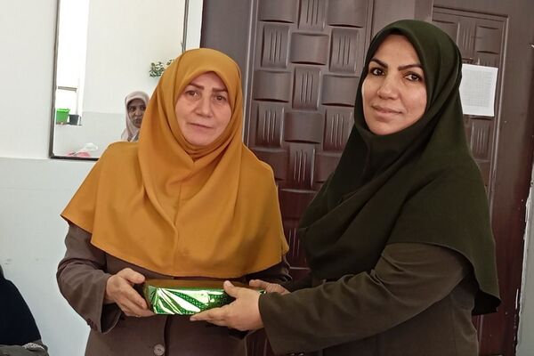 نشست کتابخوان مدرسه‌ای در دبیرستان دخترانه جوادالائمه بهارستان‌دو