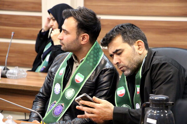 نشست مربیان پیشتاز سازمان دانش‌آموزی خراسان رضوی با قائم مقام وزیر در سازمان دانش آموزی کشور