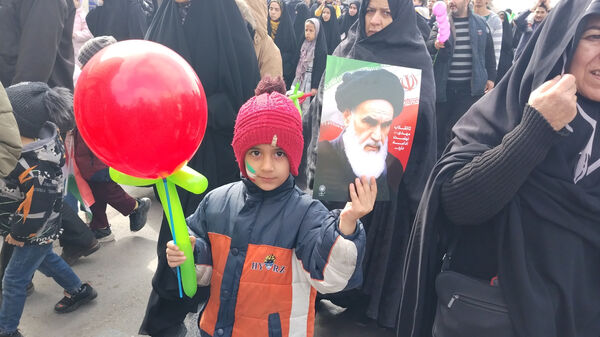 ۲۲بهمن مشتی به دهان دشمن