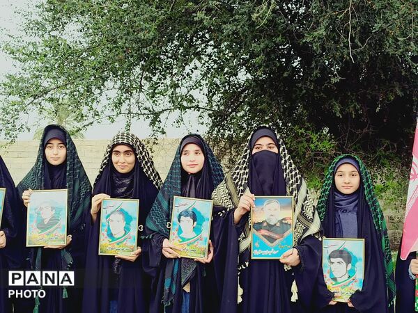 تشییع پیکر شهید محمدصادق توانی بلیانی در کازرون