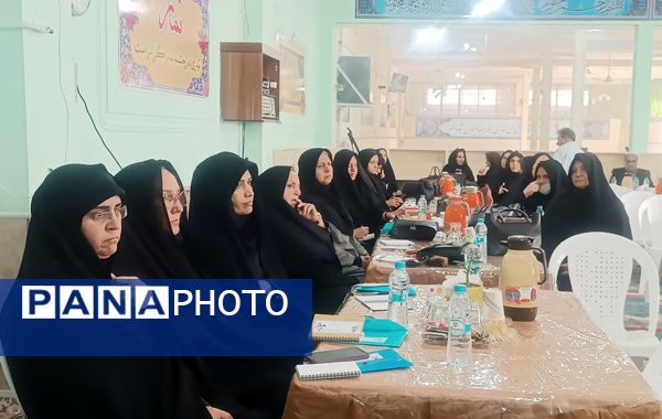 دومین جلسه مدیران متوسطه دوم نیشابور در دبیرستان ابوذر غفاری