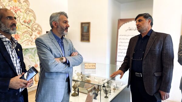 بزرگداشت‌ هفته پیوند و تجلیل از انجمن‌های اولیا و مربیان برتر استان مرکزی در سطح کشور