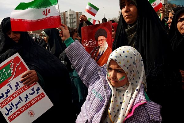 22بهمن در اسلامشهر؛ حماسه‌ای از جنس حضور