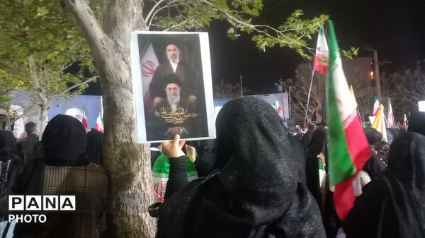 نیروی نوپای ایمان؛ نگاهی به حضور نسل آینده در تجمعات بیعت با رهبری