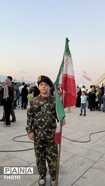 خروش عاشقان امیرالمؤمنین(ع) در مهمانی بزرگ غدیر تهران