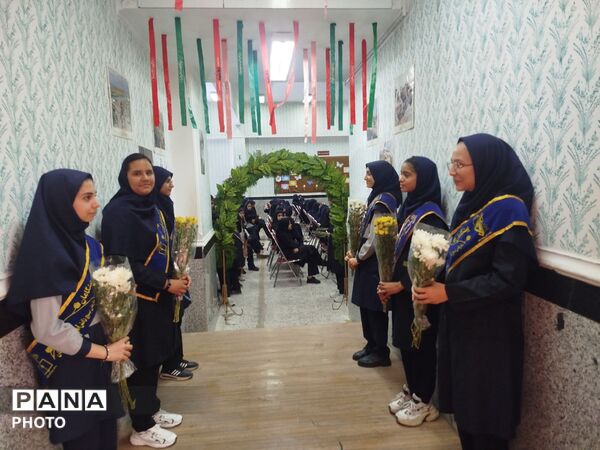آیین «زنگ جوانه‌ها» در دبیرستان شهیده حجاب سمنان