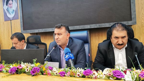 نشست خبری نماینده بویراحمد دنا و مارگون با خبرنگاران 