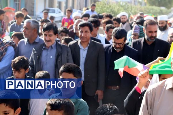 حضور پرشور شیعه و سنی دهستان رمشک در یوم‌الله ۲۲ بهمن