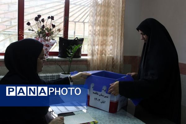 انتخابات شورای دانش‌آموزی در دبیرستان مائده گلوگاه
