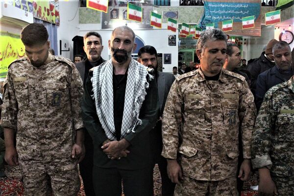گرامیداشت یاد و خاطره ۱۵ شهید والامقام روستای مومن آباد قم