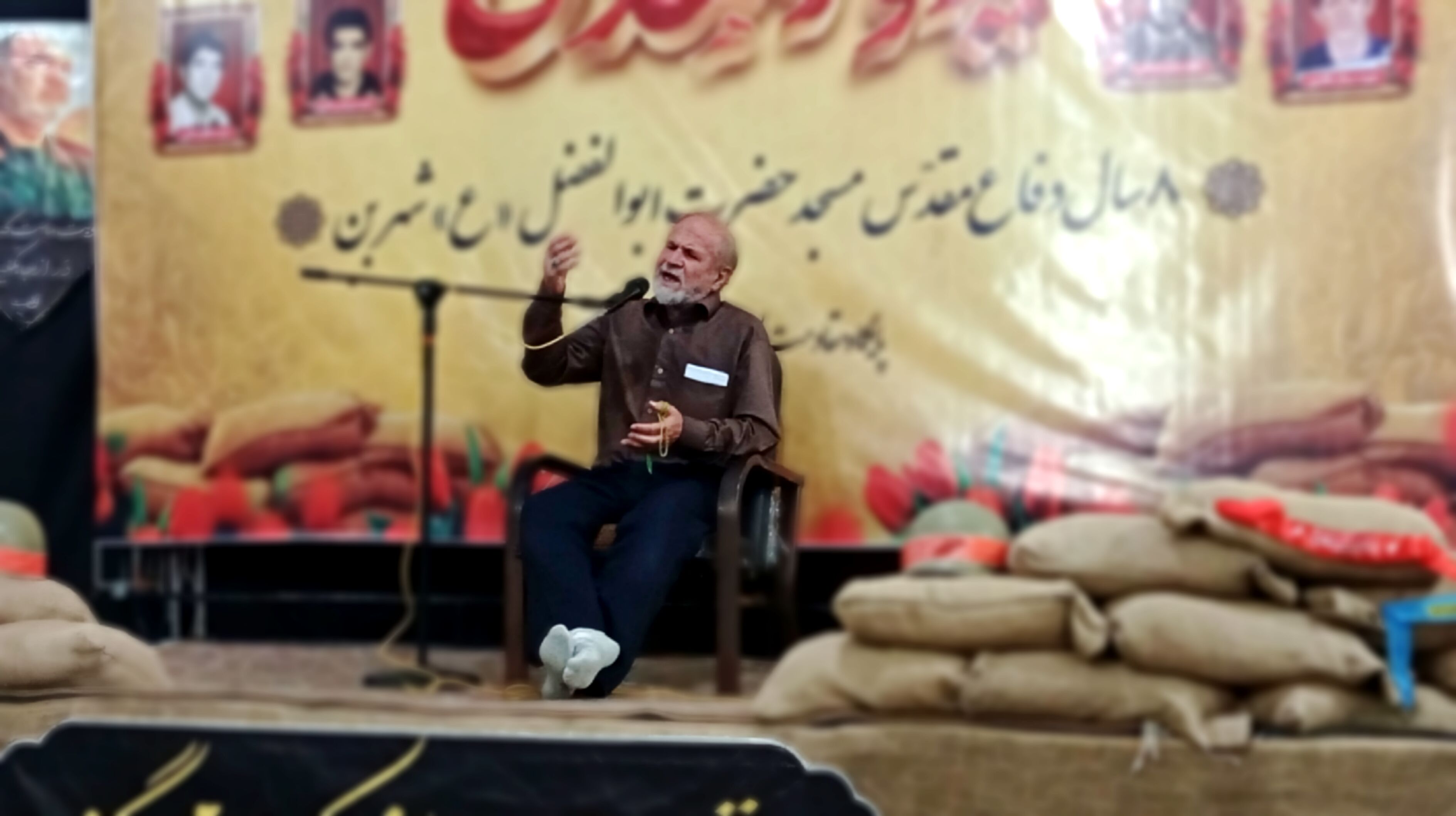 شهدا رفتند تا رسالت پیامبر(ص) زنده بماند