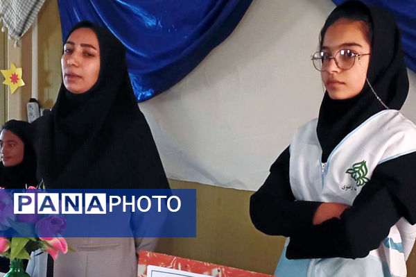 افتتاحیه سفیران سلامت در دبیرستان آمنه‌_کوثر شهرستان فیروزه