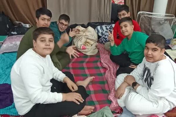 حضور دانش‌آموزان ناحیه 2 شهرری در مراسم اعتکاف دانش‌آموزی 