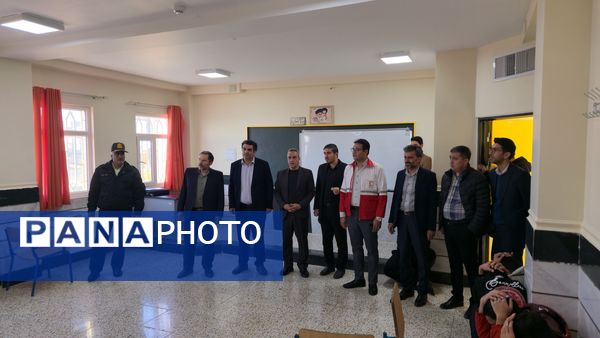 بیست‌وهفتمین مانور زلزله و ایمنی در مدارس شهرستان محلات 