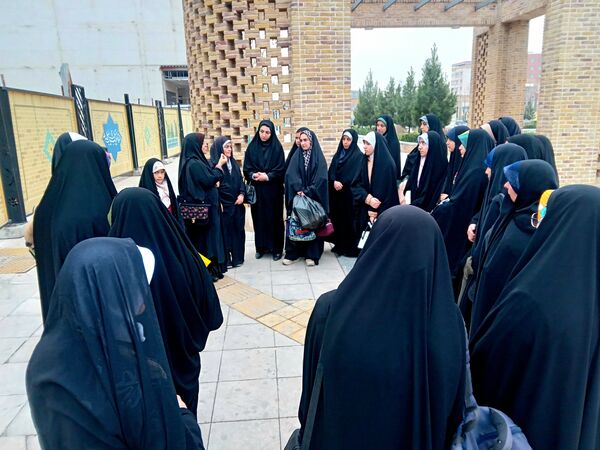 اردوی زیارتی و سیاحتی دارالقرآن سلسه الذهب در موزه حرم امام رضا (ع)