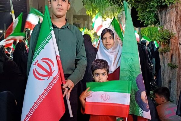 مدافعان جیرفت با رهبرشان تجدید پیمان کردند