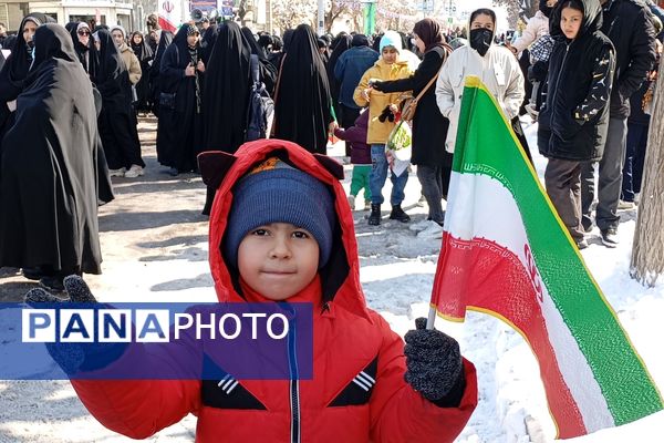 حماسه‌ مردم قروه در راه پیروزی انقلاب