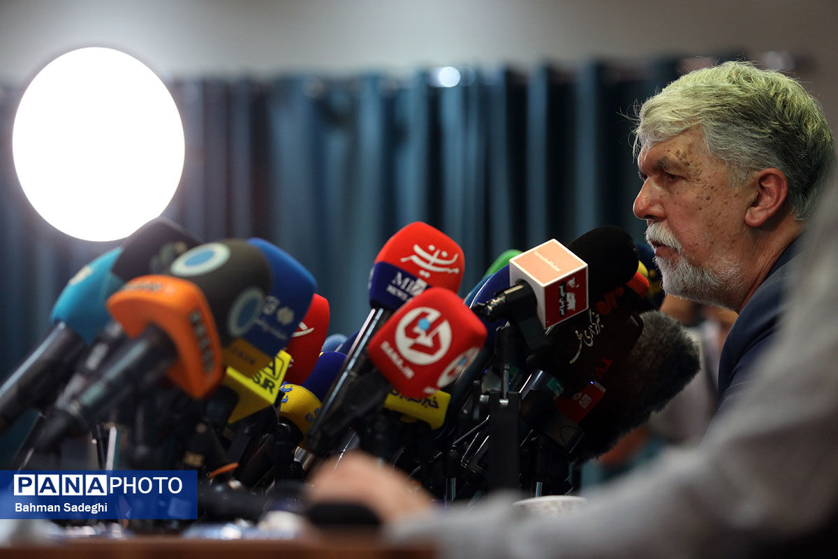 وزیر فرهنگ: قرآن، پناه ایران در ایام مقاومت است