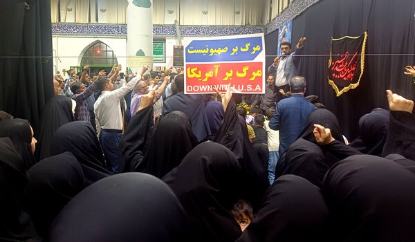 مراسم وداع با پیکر شهید مدافع وطن در شهرستان کوهپایه 