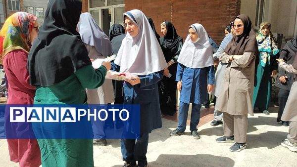 جشن روز معلم دبیرستان شهیده محبوبه دانش 