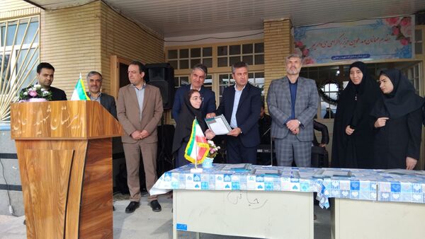 جشن جوانه‌ها در مدرسه دخترانه شهید رجایی اهر
