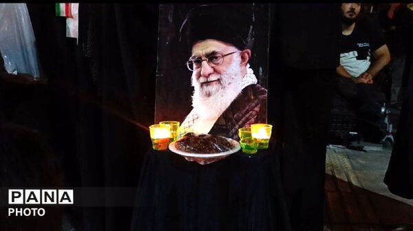  مشق شبانه سوگواران برای رهبر شهید در شام غریبان