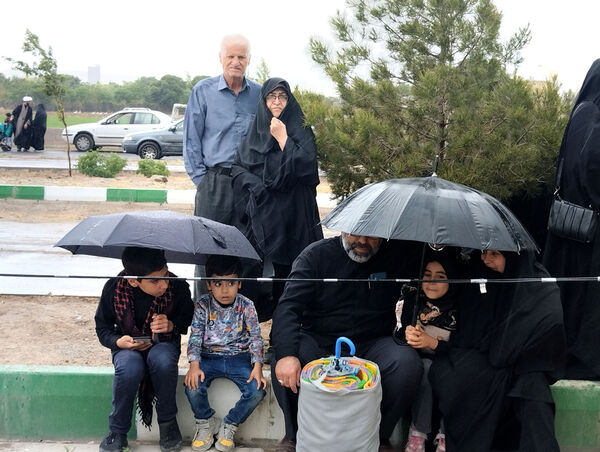 مراسم بزرگداشت شهدای خدمت با حضور نوجوانان انقلابی