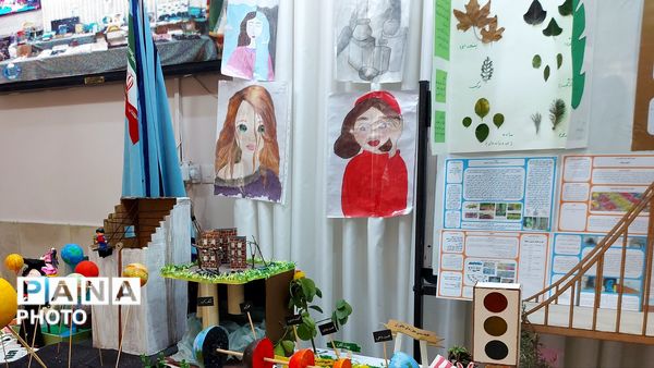 نمایشگاه جابربن‌حیان در دبستان سما ۴