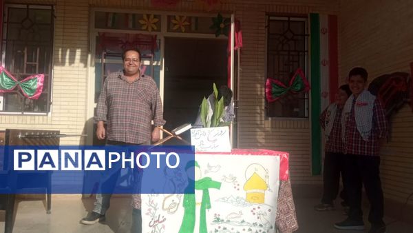 گرامیداشت هفته بسیج دانش‌آموزی در دبستان واحدی شهرستان زارچ