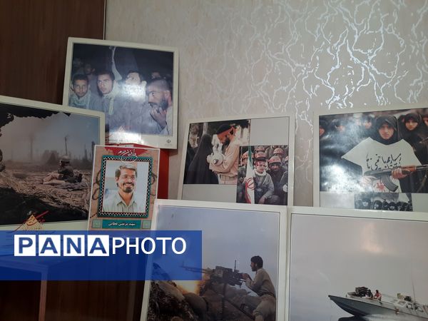 بزرگداشت یاد شهدای دفاع مقدس در دبستان دخترانه نوفل لوشاتو ناحیه سه