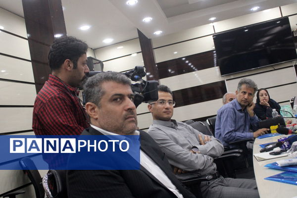 نشست خبری مدیرکل آموزش و پرورش استان بوشهر 