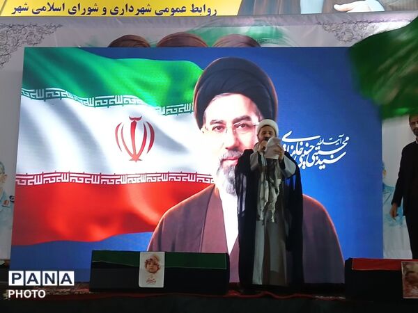 خیزش فاخر فرهنگیان و دانش آموزان کردکوی