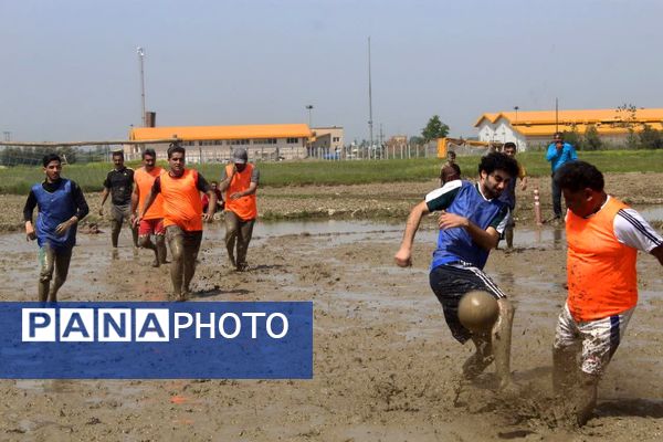 جشنواره فرهنگی و ورزشی بازی‌های شالیزاری در گلوگاه 