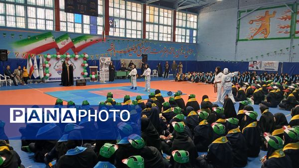  همایش دانش‌آموزی یاوران انقلاب شهرستان ورامین