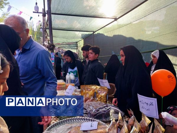 جشنواره ریواس در کوهسرخ