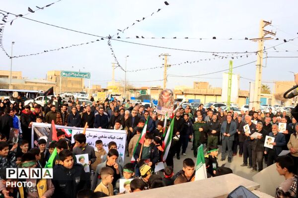 اجتماع «بیعت» فرهنگیان و دانش‌آموزان جعفرآباد با رهبر جدید انقلاب 