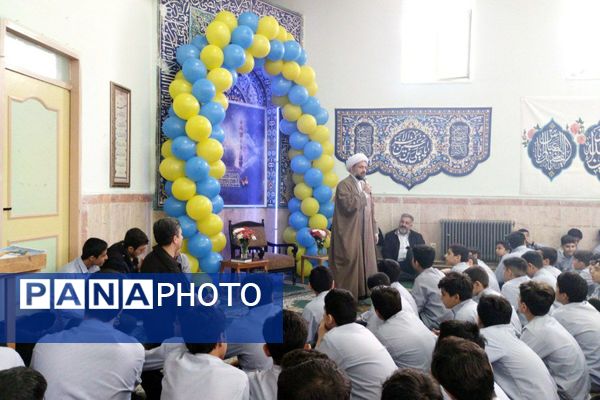 ترنم انتظار در مدارس پیشوا